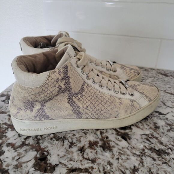 MICHAEL KORS High Top sneakers  size 6M - Picture 2 of 9